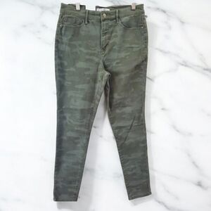 SOCIAL STANDARD by SANCTUARY Pants Women's Sz 8/29 Camo Print‎ High Rise Skinny